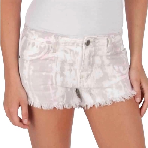 Free People Icing Washed Cut Off Shorts Gray Pink Size 28 Hi Low Hem - Picture 1 of 8